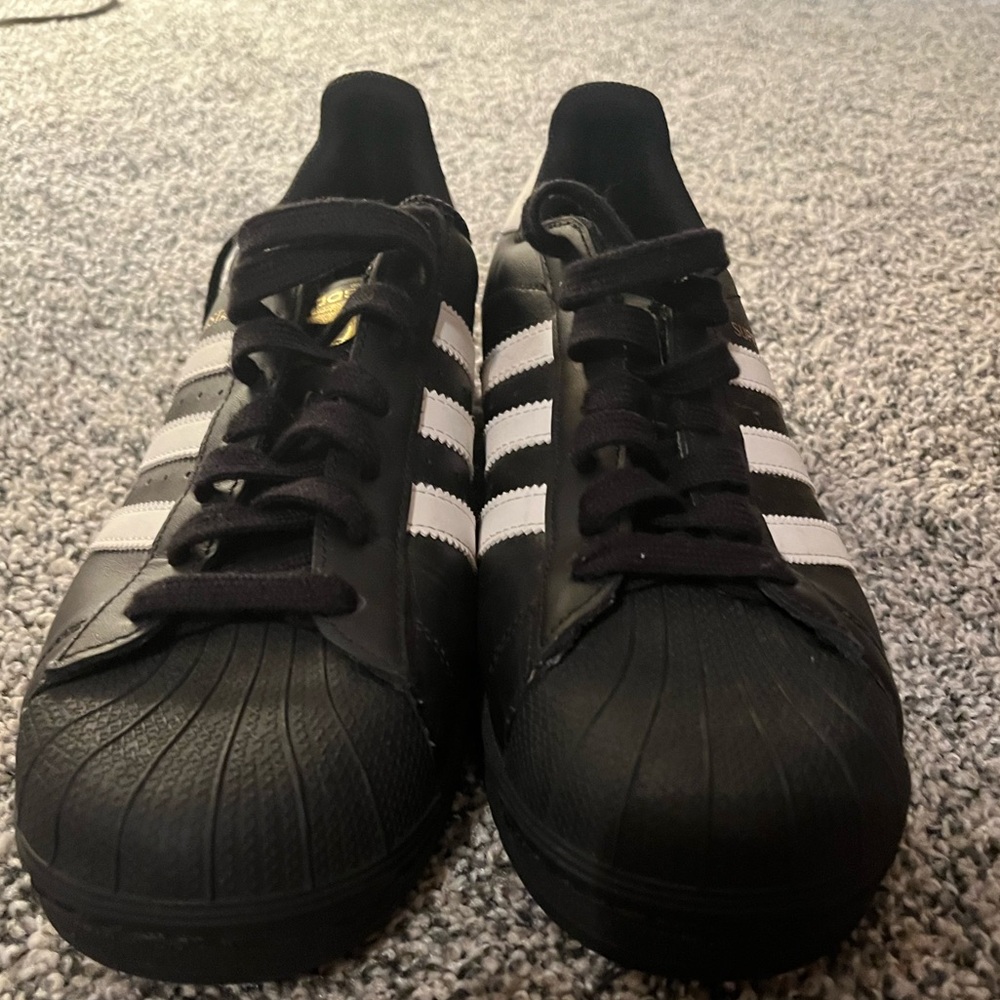 Adidas Superstar “Black” Sz10